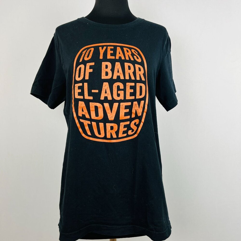 Urban Bourbon Trail 10 Years Of Barrel-Aged Adventures Med T-Shirt Shirt Womens
